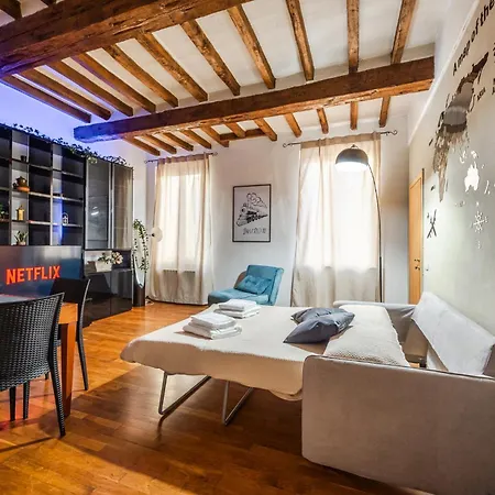 Binario 11 - Station 200m, Center & Ferrari Museum On Foot Apartment