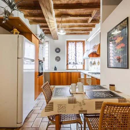 Binario 11 - Station 200m, Center & Ferrari Museum On Foot Apartment Modena