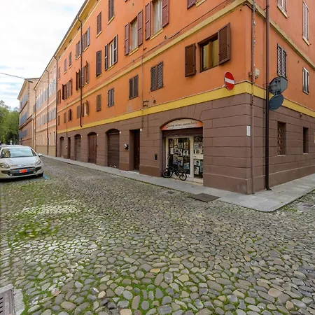 Binario 11 - Station 200m, Center & Ferrari Museum On Foot Apartment