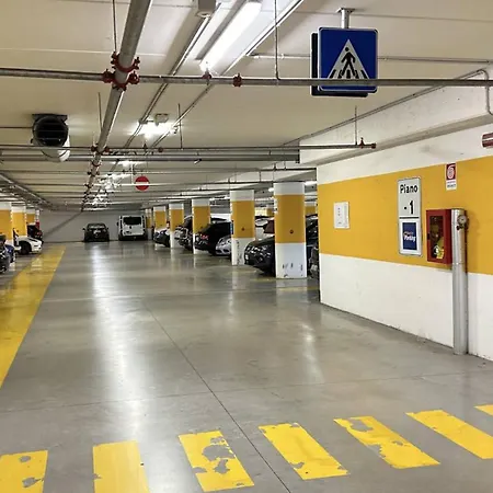 Apartment Binario 11 - Station 200m, Center & Ferrari Museum On Foot Modena